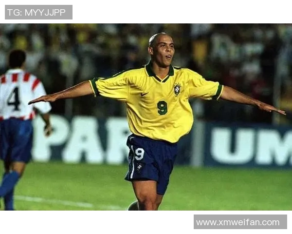 各大足球明星脚长揭秘与影响力分析探讨